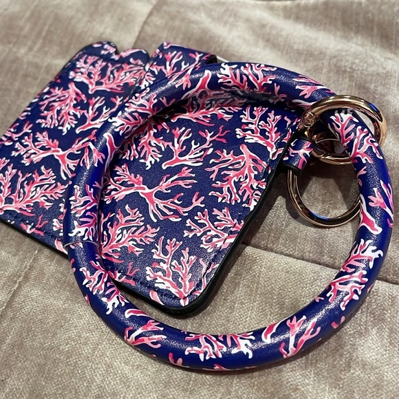 New! Key Ring & ID Credit Card Holder with Fringe tassel NWOTS - Picture 2 of 7